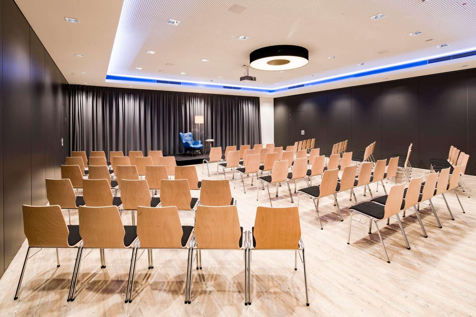 Friendly Cityhotel Oktopus Siegburg Exterior photo